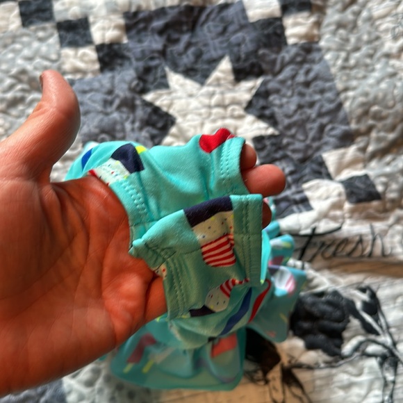 Swimsuit - Picture 4 of 4